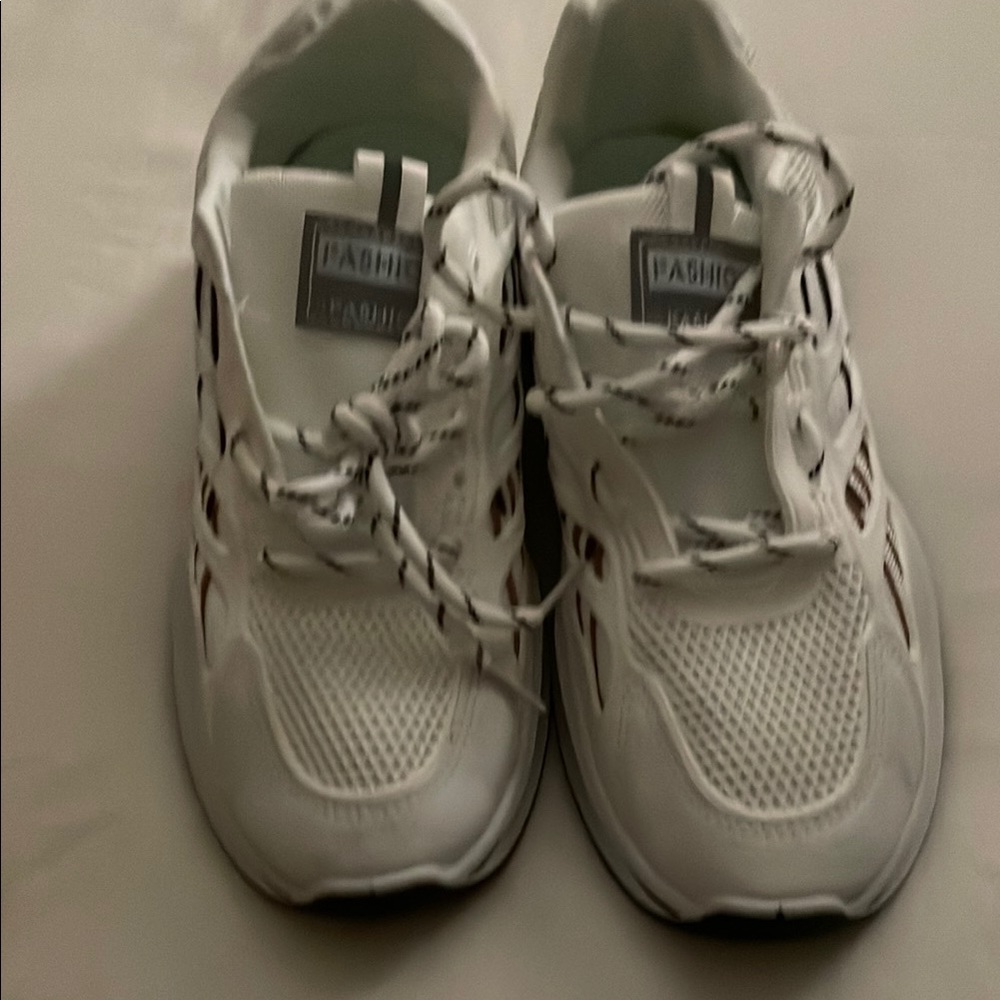 Pacifica White Sneakers with Chunky Supportive Design